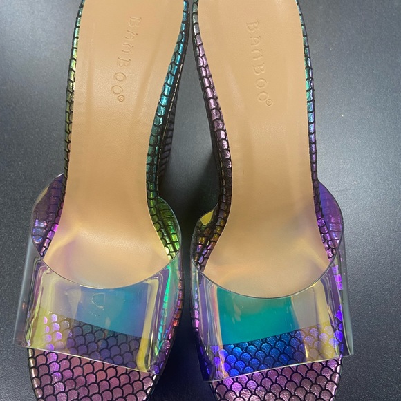 Iridescent snakeskin wedges size 8 - Picture 1 of 4